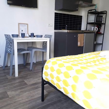 Cosy Hypercentre Netflix Apartment Нарбон Екстериор снимка